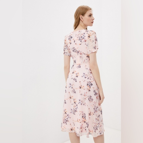 DKNY Pink Floral Wrap Dress 8 - Picture 3 of 15